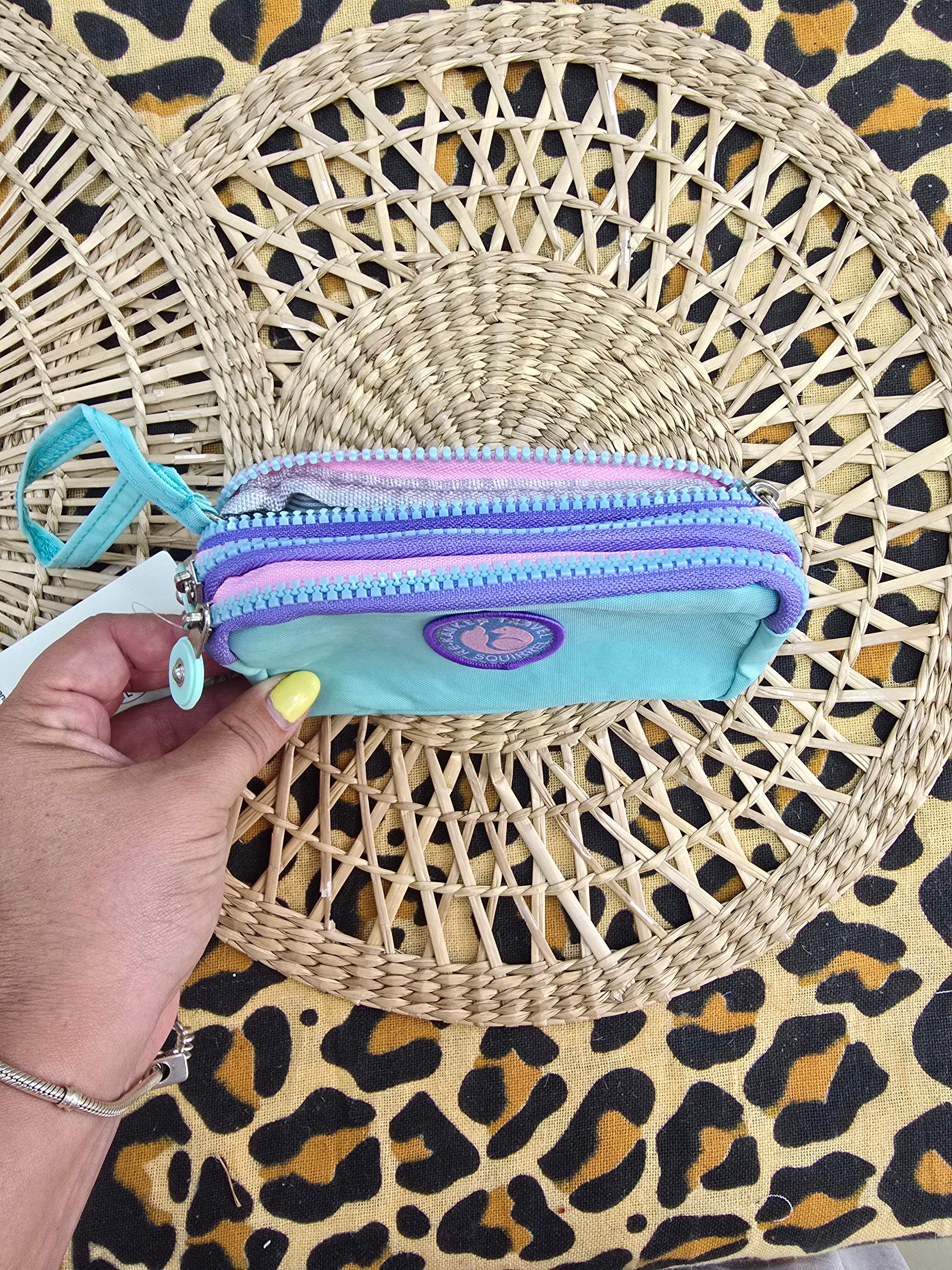Cartera Tropi