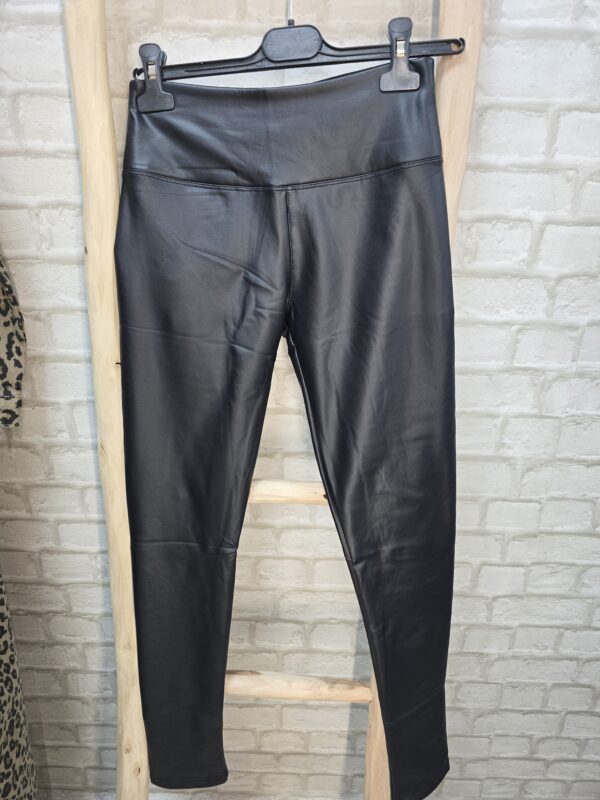 Pantalon polipiel Negro