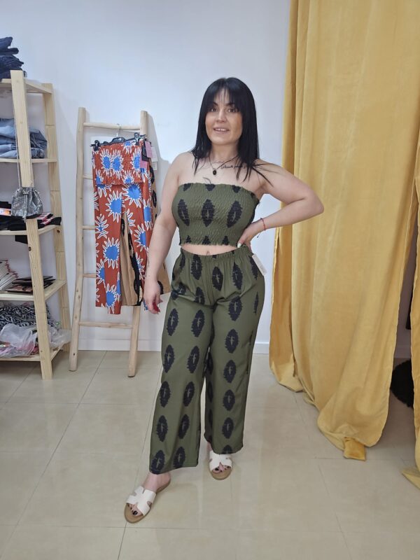Conjunto hippie
