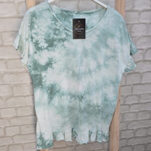 Camiseta descolorida volante